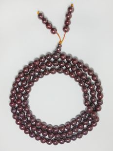 Cinnabar mala